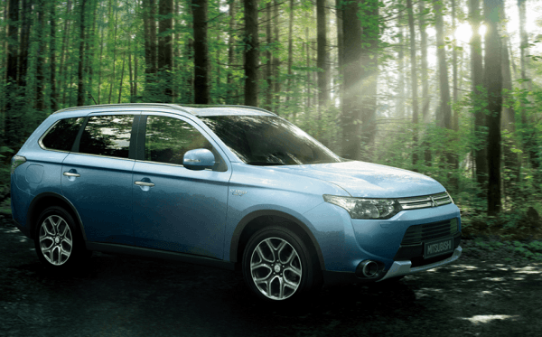 Mitsubishi présente l’Outlander PHEV Concept S au Mondial de Paris