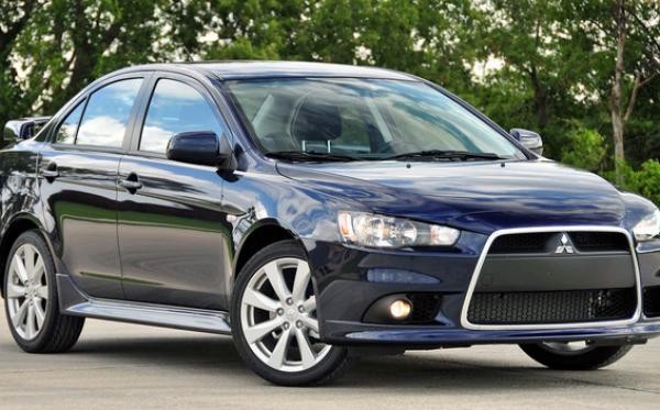 Mitsubishi Lancer 2015 : une berline compacte différente